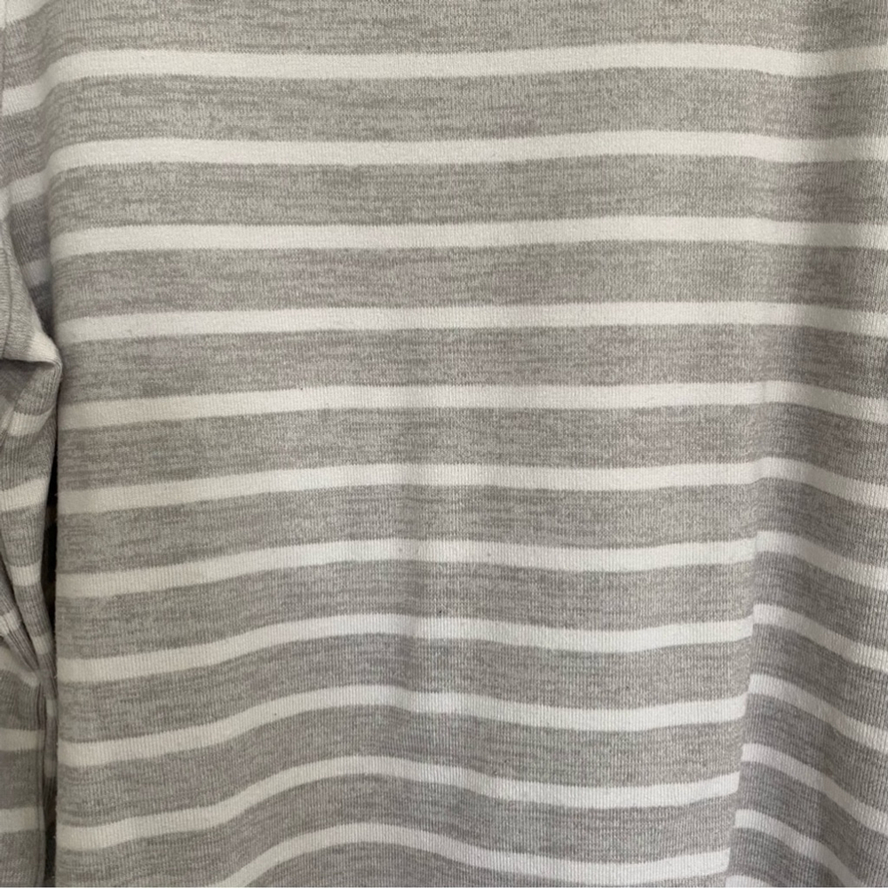 J. Jill Striped Shirt With 3/4 Sleeves Gray And White Size Small - Picture 4 of 7